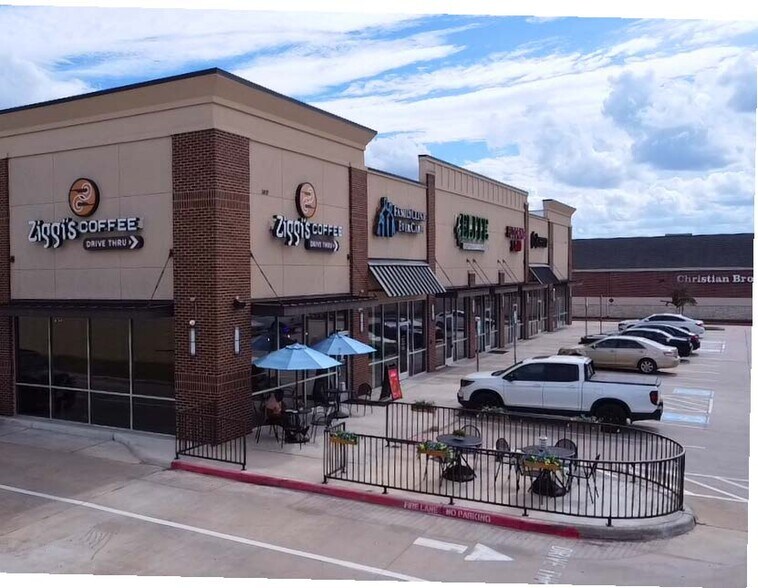More Photos Of 1417 FM 1463 Rd, Katy Storefront For Lease
