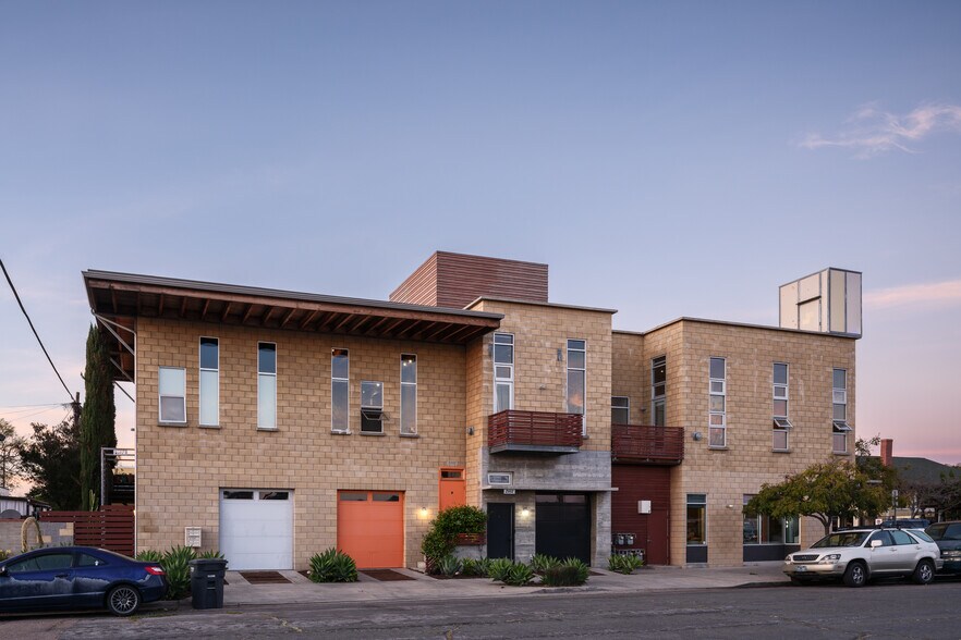 More Photos Of 2202 30th St, San Diego Apartments For Sale
