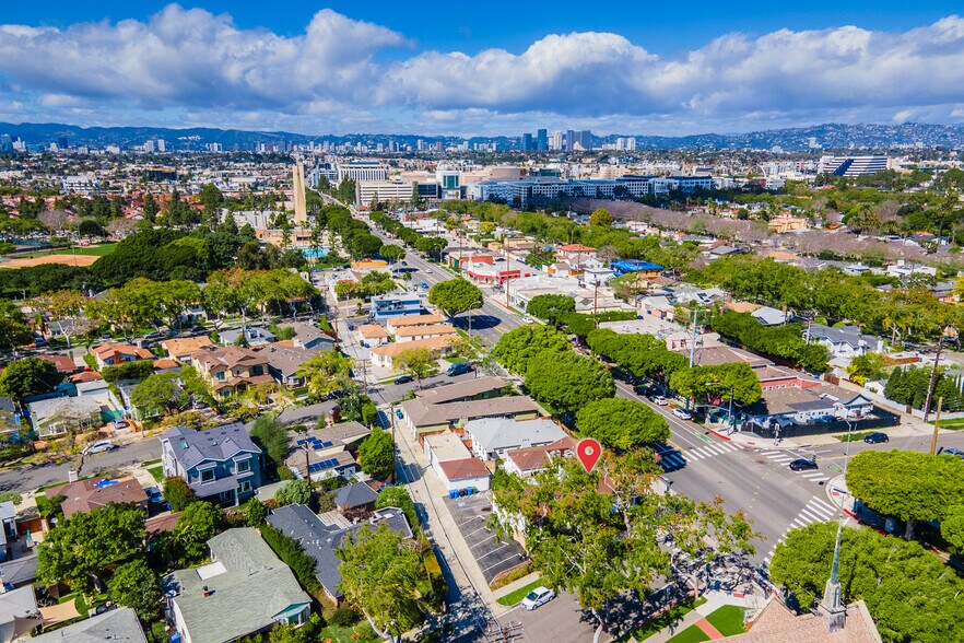 More Photos Of 4381-4385 Overland Ave, Culver City Office Residential For Lease