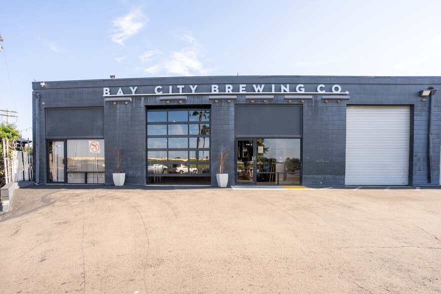 More Photos Of 3770 Hancock St, San Diego Unknown For Lease