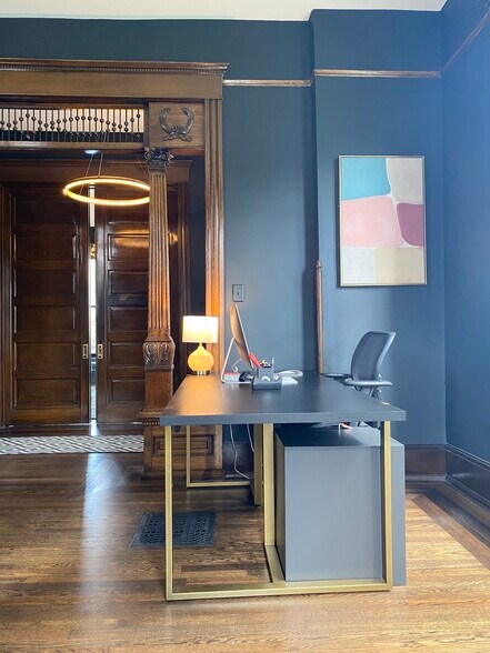 More Photos Of 311 22nd Ave N, Nashville Office Residential For Sale