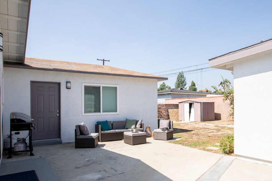 More Photos Of 1227 E Grovecenter St, West Covina Specialty For Sale