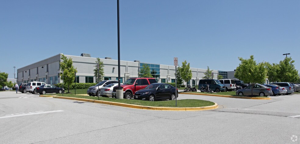 More Photos Of 7231 Parkway Dr, Hanover Office For Lease