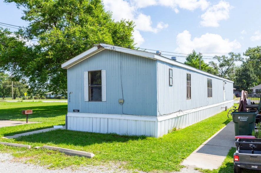 More Photos Of 14136 Wood St, Dixmoor Manufactured Housing Mobile Home Park For Sale