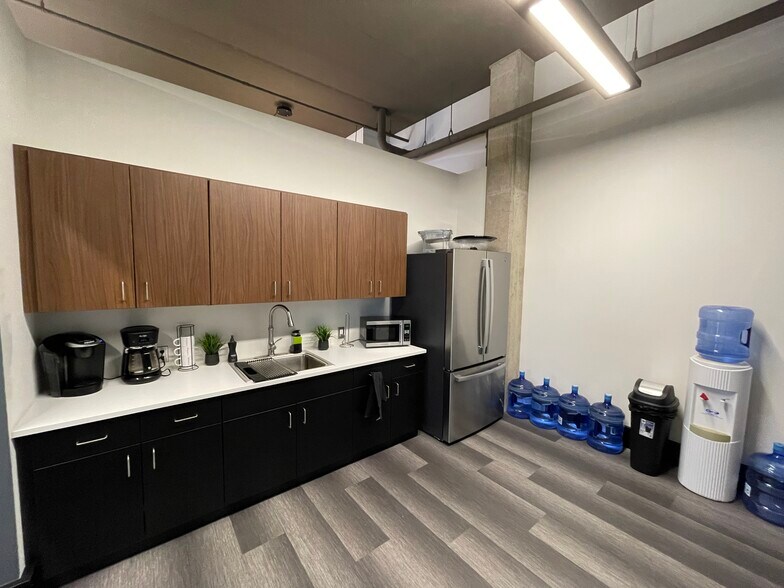 More Photos Of 155 W Michigan Ave, Kalamazoo Office Residential For Lease