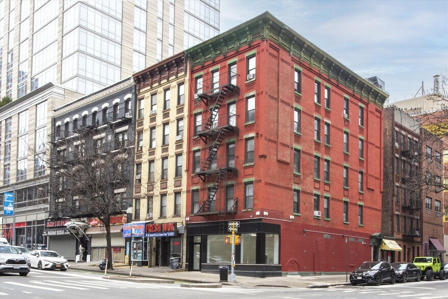 More Photos Of 1779 First Ave, New York Apartments For Lease