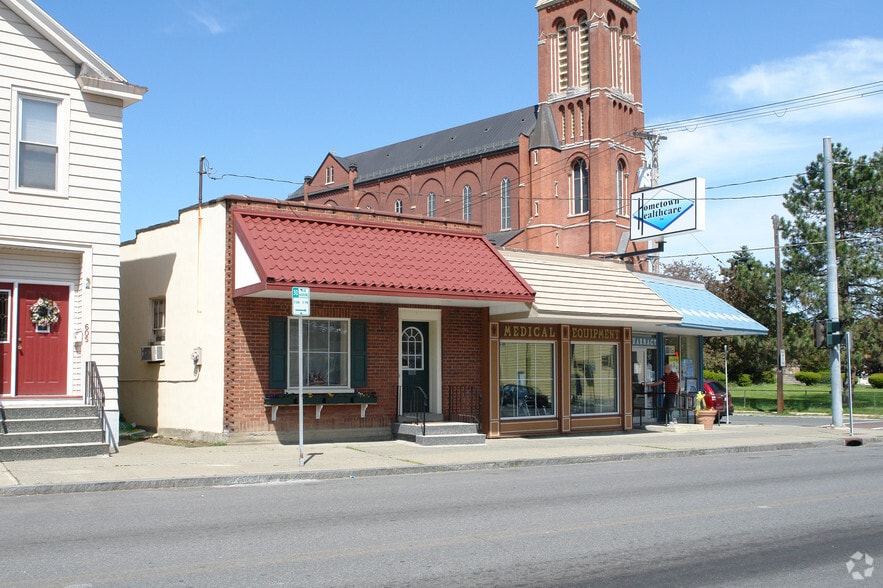 More Photos Of 601-603 19th St, Watervliet Drugstore For Sale