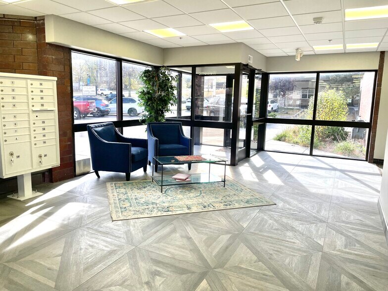 More Photos Of 101 W Burnsville Pky, Burnsville Office For Sale