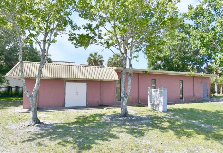 Primary Photo Of 1601 W 6th St, Sanford Land For Sale