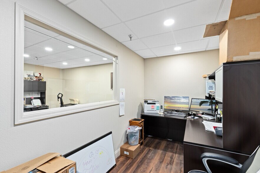 More Photos Of 1356 Bennett Dr, Longwood Distribution For Sale