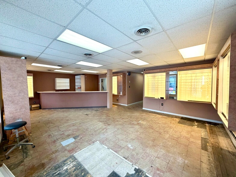 More Photos Of 1137 Light St, Baltimore Storefront Retail Residential For Sale