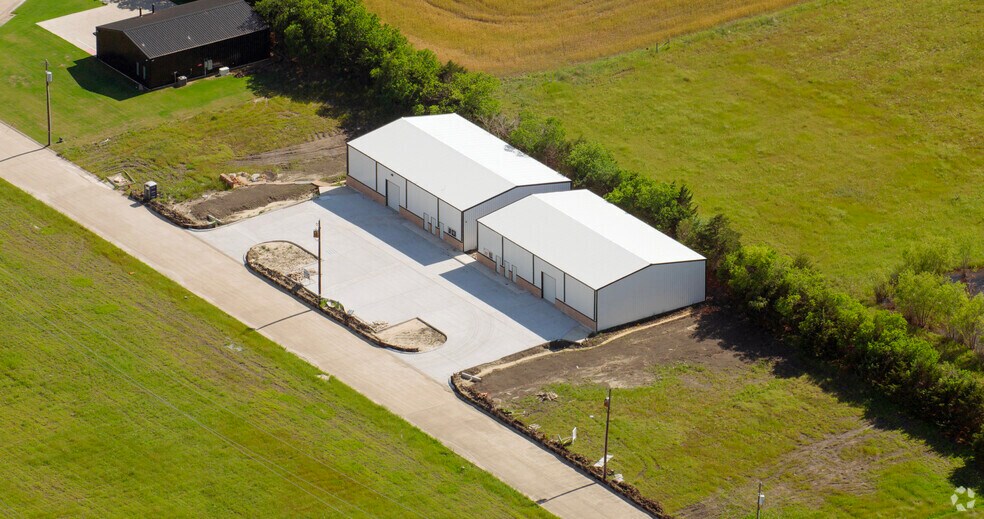 More Photos Of 273 Rostan Ct, Royse City Warehouse For Sale