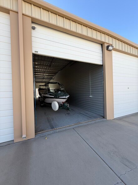 More Photos Of 14860 Admission wy Unit 44 Way, Lake Havasu City Specialty For Sale