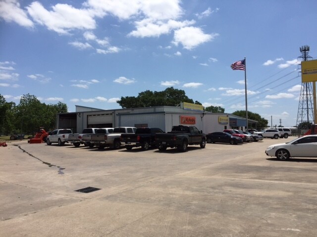 More Photos Of 23738 Northwest Fwy, Cypress Industrial For Sale