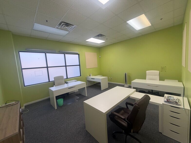 More Photos Of 3660 N Rancho Dr, Las Vegas Medical For Sale