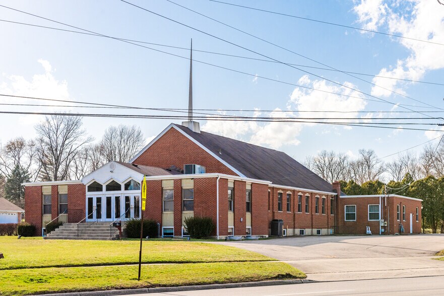 More Photos Of 4445 Wilmington Pike, Dayton Religious Facility For Sale