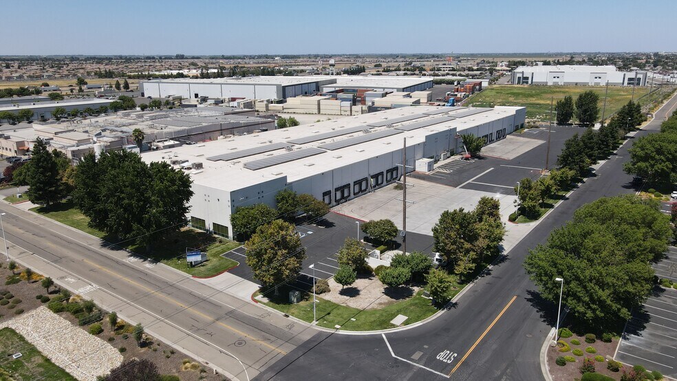 More Photos Of 17995 Murphy Pky, Lathrop Industrial For Sale