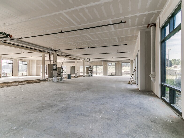 More Photos Of 1261 8th St, West Des Moines Apartments For Lease