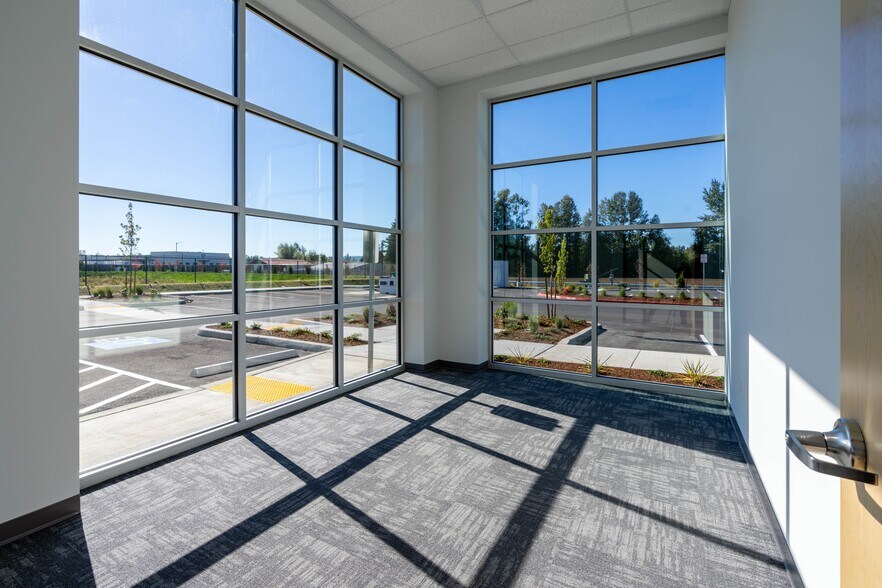 More Photos Of 14201 40th Dr NE, Marysville Warehouse For Lease