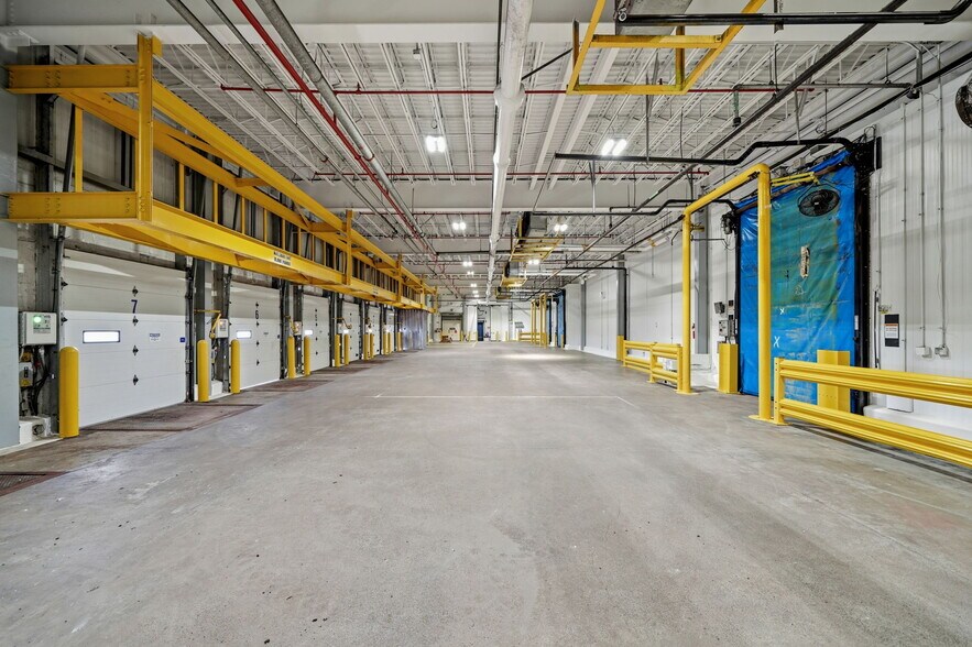 More Photos Of 3737 N Broadway, Saint Louis Refrigeration Cold Storage For Lease
