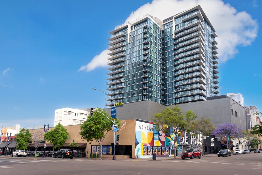 More Photos Of 930 Market St, San Diego Restaurant For Lease