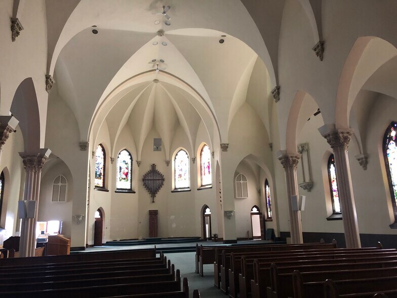 More Photos Of 32 Dunn St, Auburn Religious Facility For Sale