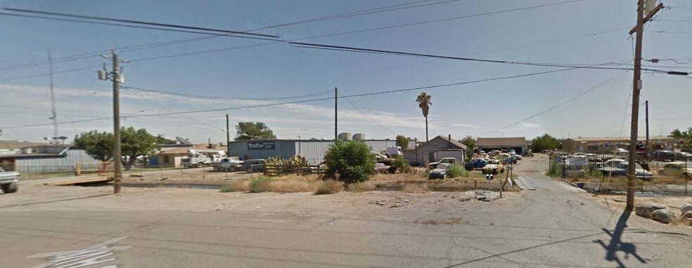 More Photos Of 1250 E Childs Ave, Merced Auto Salvage Facility For Sale
