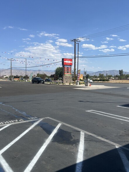 More Photos Of 15188 Main St, Hesperia Service Station For Lease