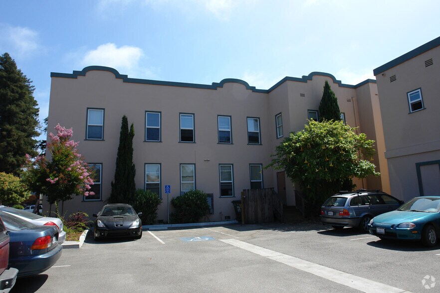 More Photos Of 2715 Porter St, Soquel Office For Lease