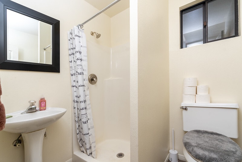 More Photos Of 305 Kenney St, El Cajon Airplane Hangar For Sale