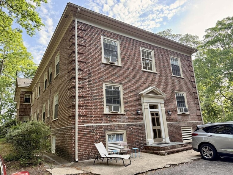 More Photos Of 915 Raleigh Road Pky W, Wilson Apartments For Sale