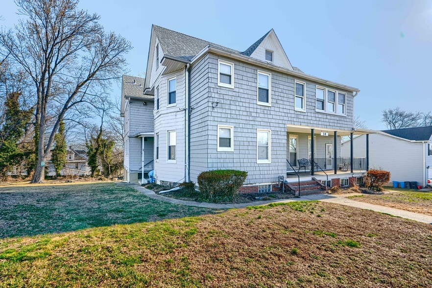 More Photos Of 10-14 E Overlea Ave, Baltimore Apartments For Sale