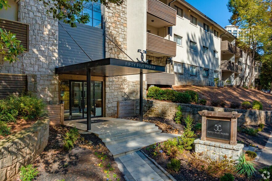 More Photos Of 55 Pharr Rd NW, Atlanta Apartments For Sale