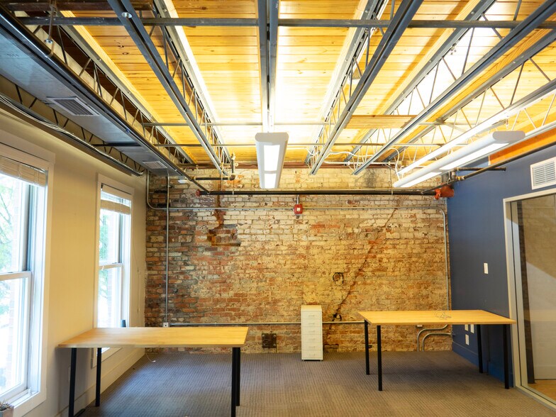 More Photos Of 213 Fayetteville St, Raleigh Office For Lease