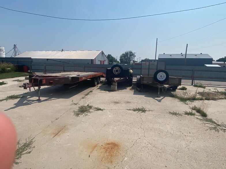 More Photos Of 18 N 1st St, Hay Springs Specialty For Sale