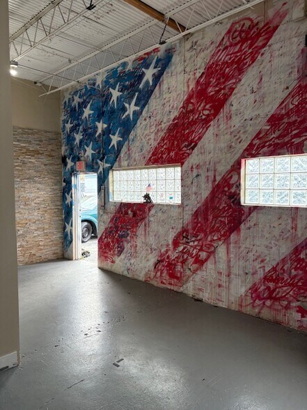 More Photos Of 729-731 NW 1st St, Fort Lauderdale Industrial For Lease