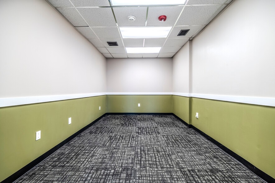 More Photos Of 1575 Hillside Ave, New Hyde Park Medical For Sale