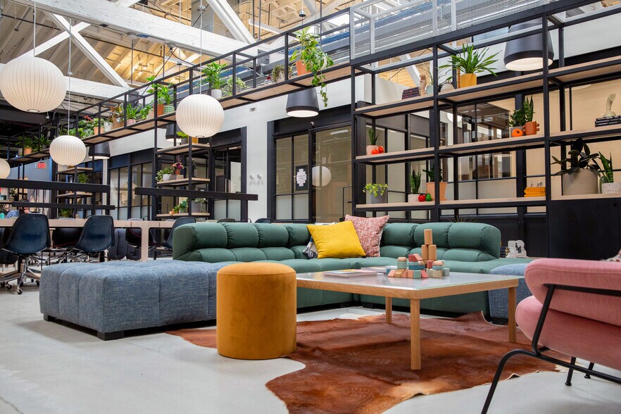 More Photos Of 1120 SE Madison St, Portland Coworking Space