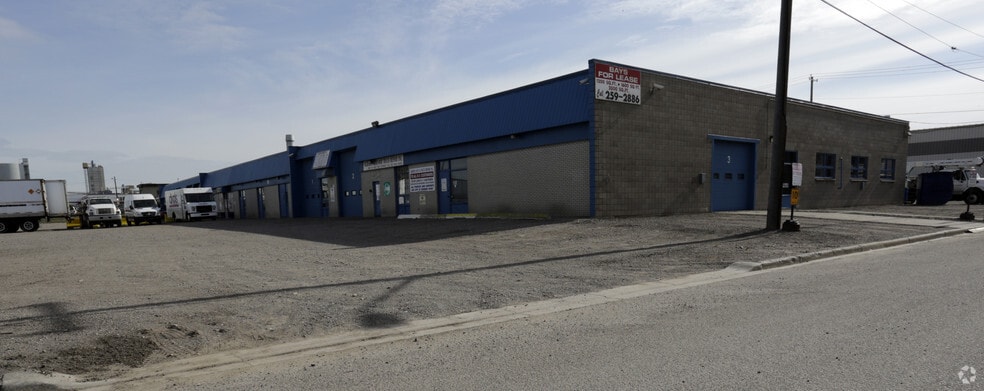 More Photos Of 4150 14A St SE, Calgary Warehouse For Lease