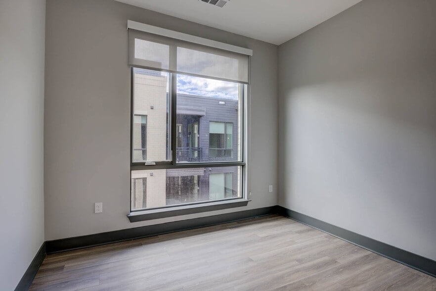 More Photos Of 352 S Walker St, Cary Apartments For Lease