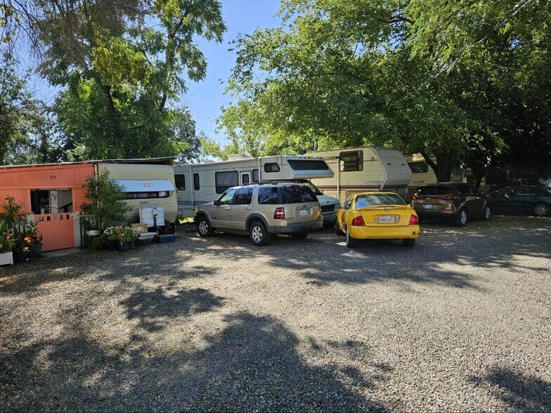 More Photos Of 4582 Co 99W Rd, Orland Manufactured Housing Mobile Home Park For Sale