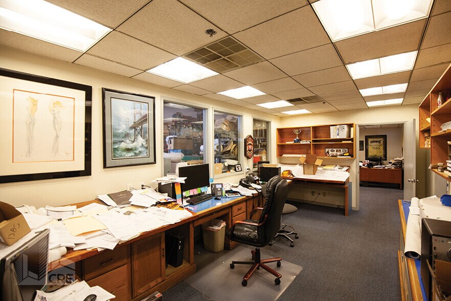 More Photos Of 1385 Donner Ave, San Francisco Warehouse For Sale