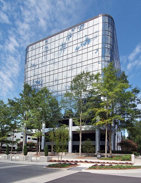 More Photos Of 2800 Century Pky NE, Atlanta Office For Sale