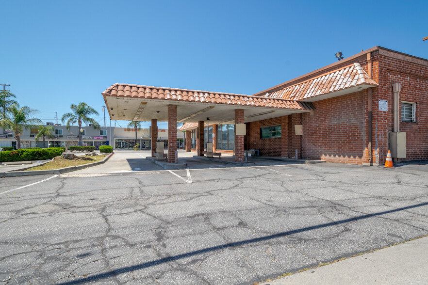 Primary Photo Of 17046 Bellflower Blvd, Bellflower Storefront Retail Office For Lease