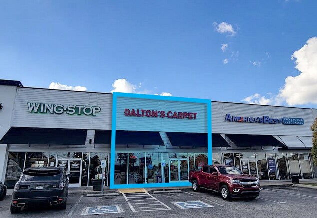 More Photos Of 7050-7088 Charlotte Pike, Nashville Storefront For Lease