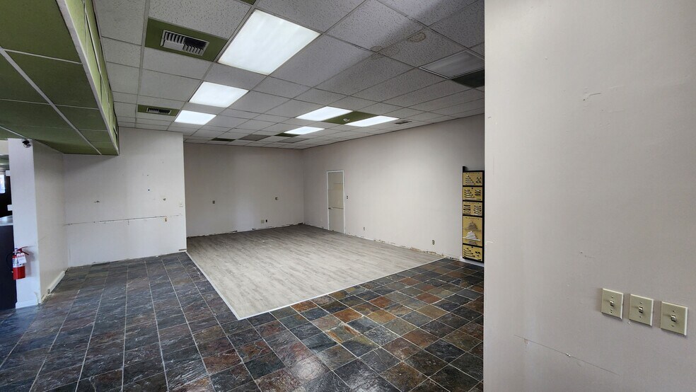 More Photos Of 2724-2730 4th Ave S, Seattle Manufacturing For Lease