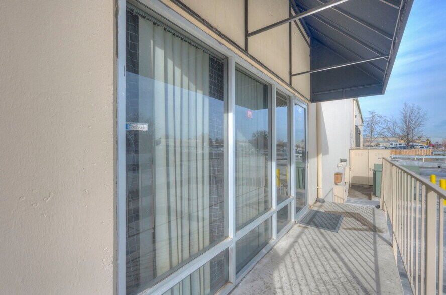 More Photos Of 575-585 Reactor Way, Reno Distribution For Lease