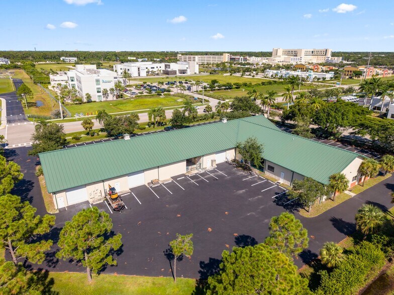 More Photos Of 13861 Plantation Rd, Fort Myers Office For Sale