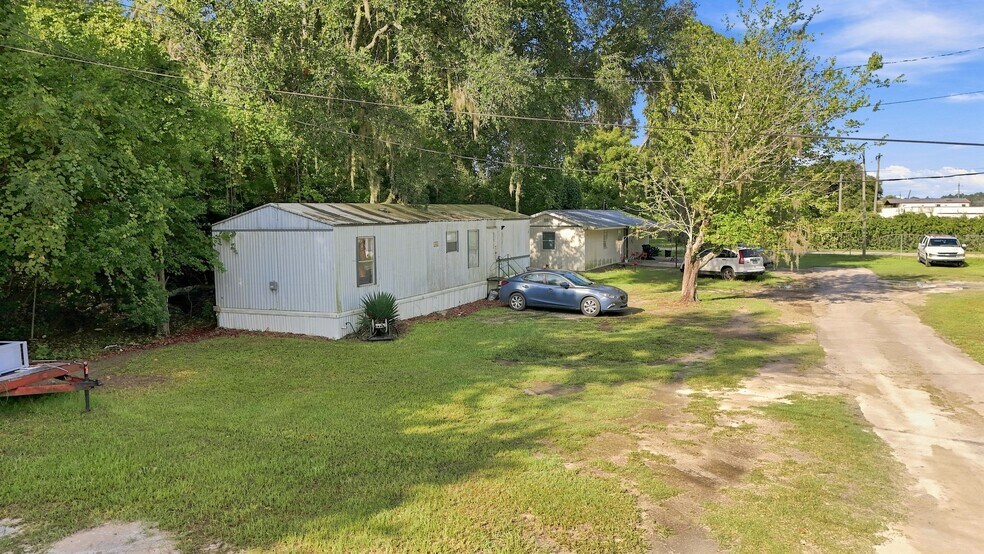 More Photos Of 33 E Peeler Ave, Lakeland Manufactured Housing Mobile Home Park For Sale
