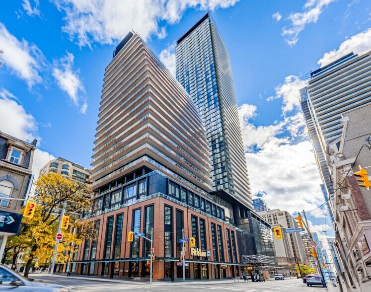 Primary Photo Of 501 Yonge St, Toronto Apartments For Sale